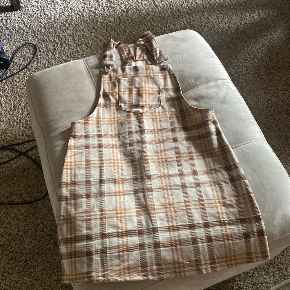 Overall skirt